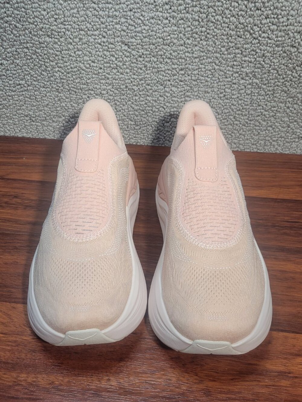 Hoka One One Skyward Laceless Women's Size 6B Rose Latte Rose Cream 1168877